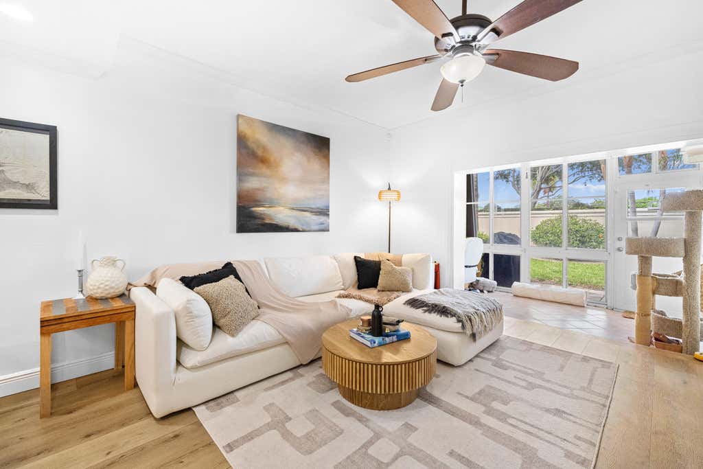 Photo of 809 Kokomo Key Lane, Delray Beach, FL 33483 (MLS # B26043067)