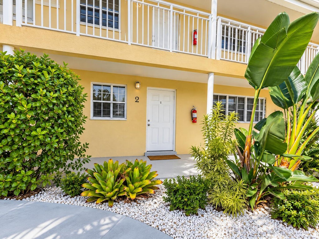 Photo of 405 SOUTHWIND Drive #2, North Palm Beach, FL 33408 (MLS # B26080624)