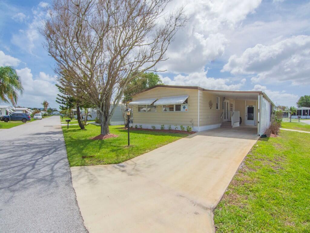 Pinelake Village - Residential