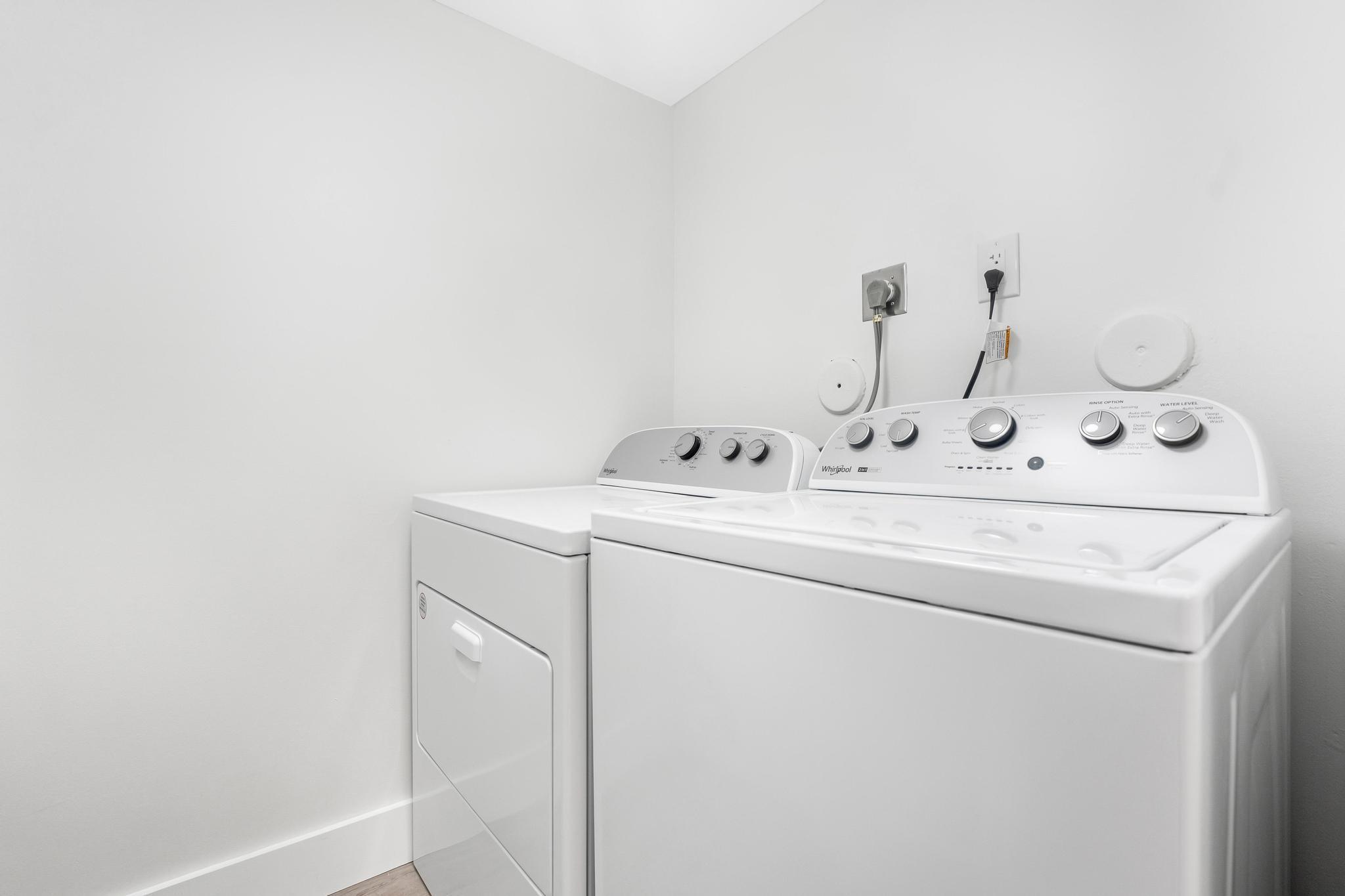 2200 S Cypress Bend Dr 805