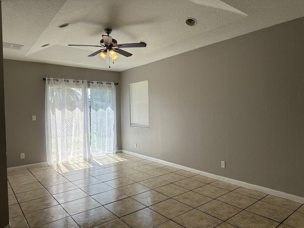 Photo of 426 NW 13th Avenue, Boynton Beach, FL 33435 (MLS # R11029673)