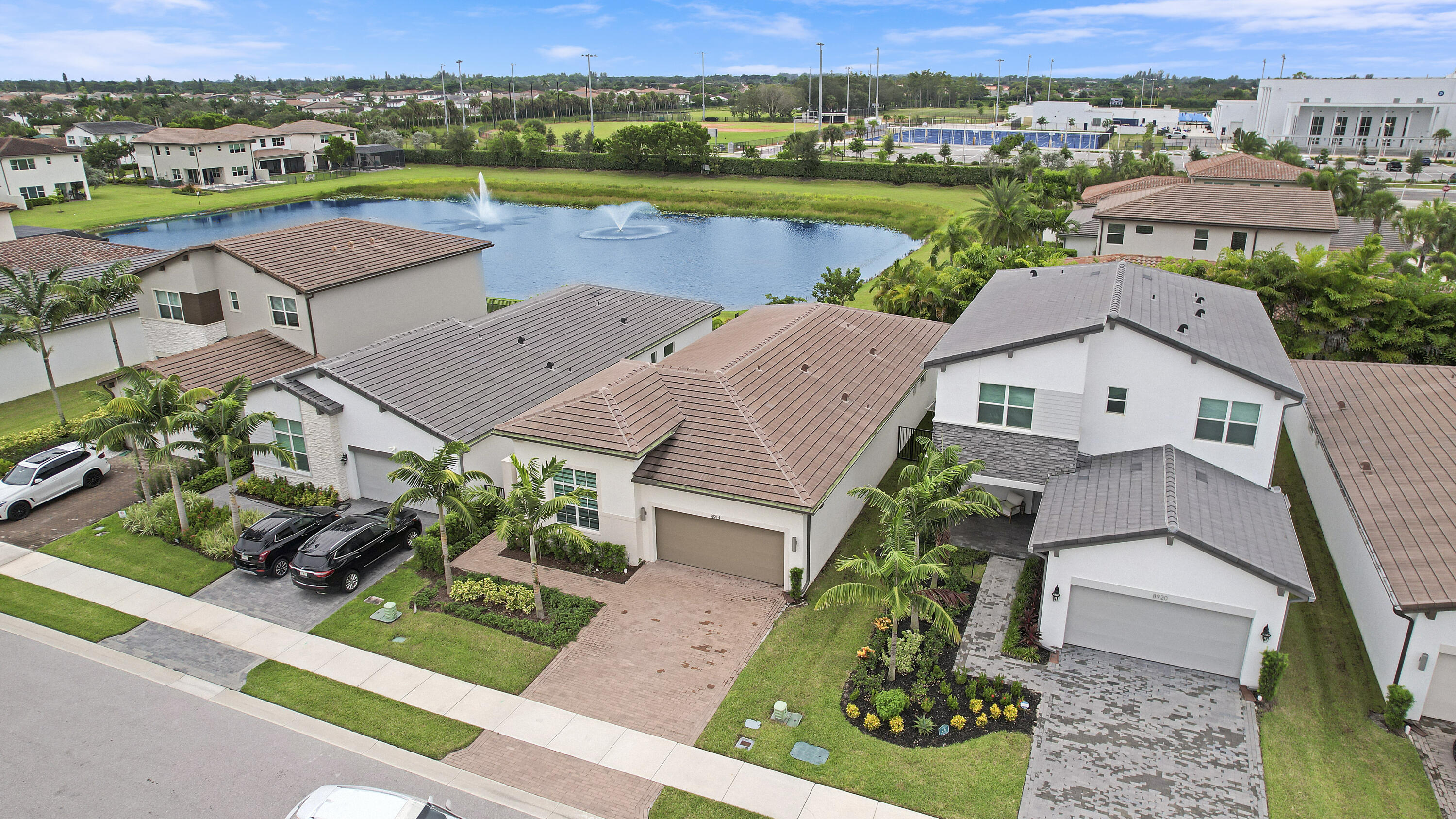 Properties 8914 Kingsmoor Way