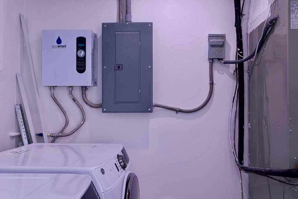 DRYDENS SUB UNREC ON AM-18 - Residential