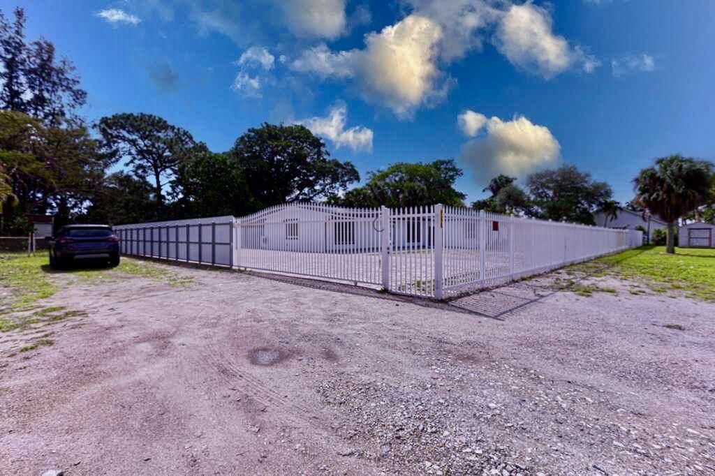 DRYDENS SUB UNREC ON AM-18 - Residential