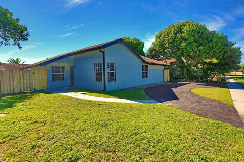 8120 SW 4th Court North Lauderdale FL 33068