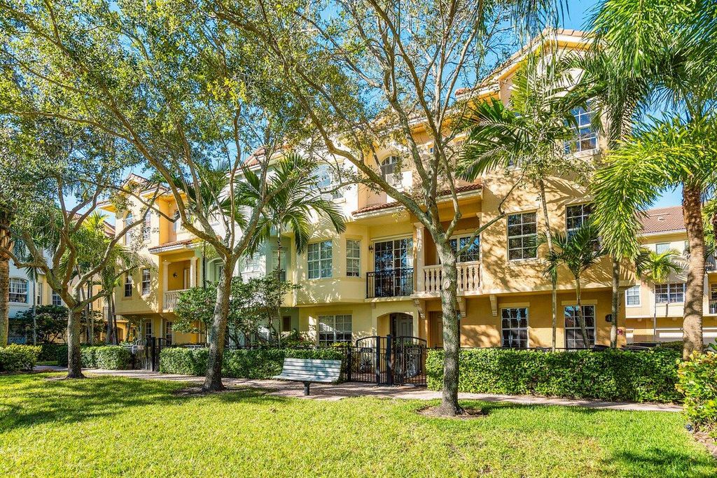 Photo of 2409 San Pietro Circle, Palm Beach Gardens, FL 33410 (MLS # R10859675)