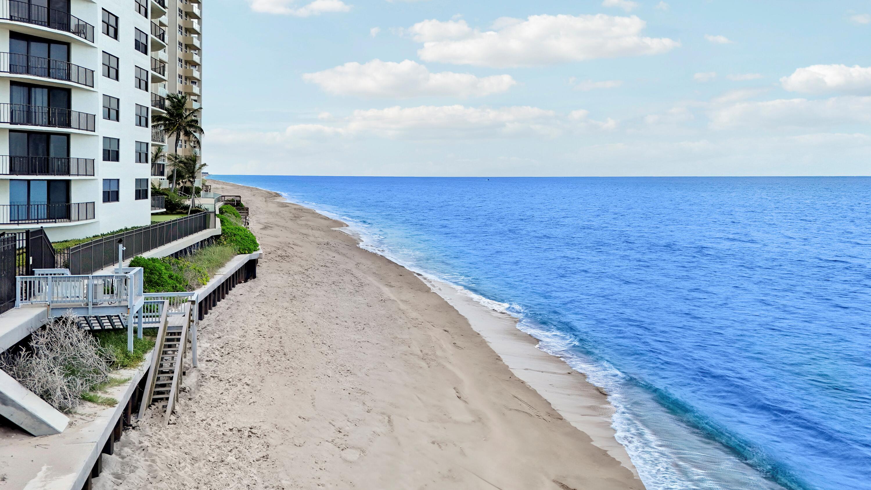 5420 N Ocean Drive 204