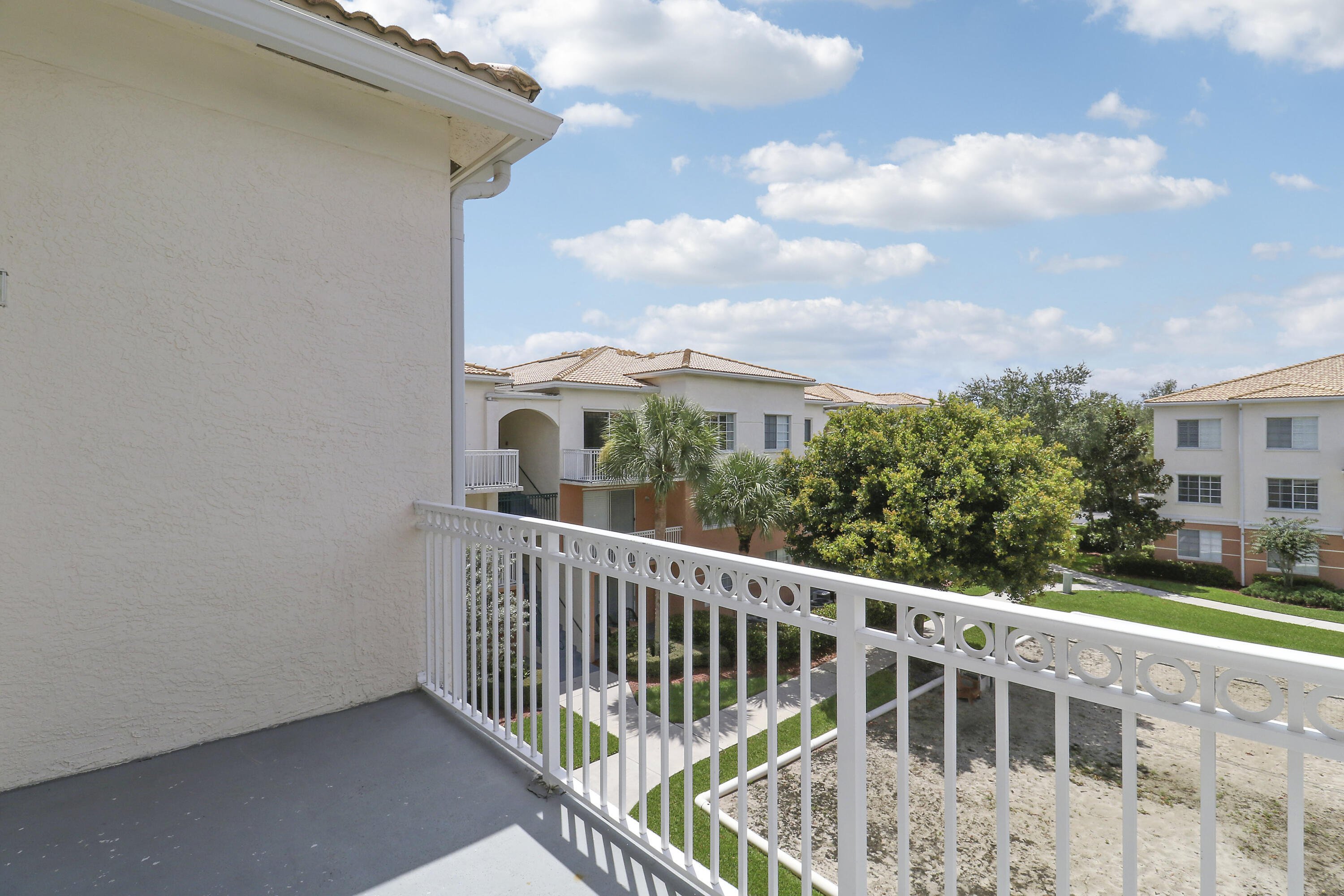 FIORE AT THE GARDENS CONDO - Residential