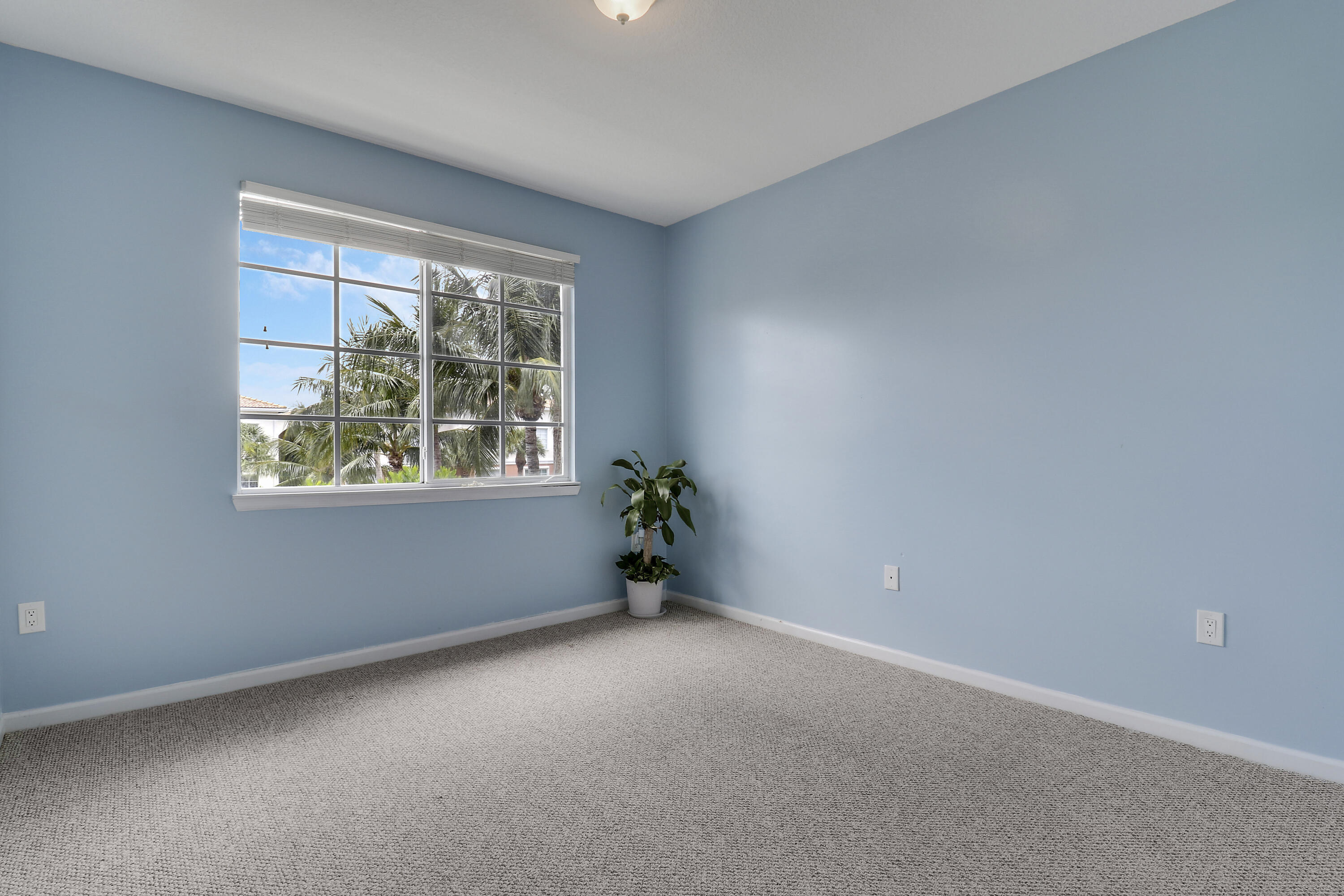 FIORE AT THE GARDENS CONDO - Residential