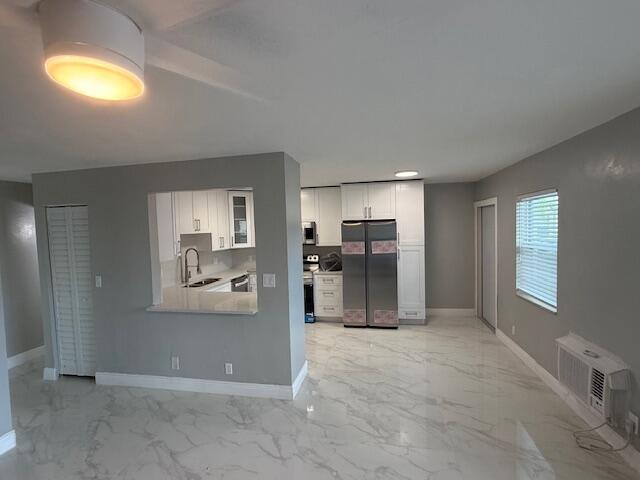 LAKE VIEW CONDO APTS - Residential