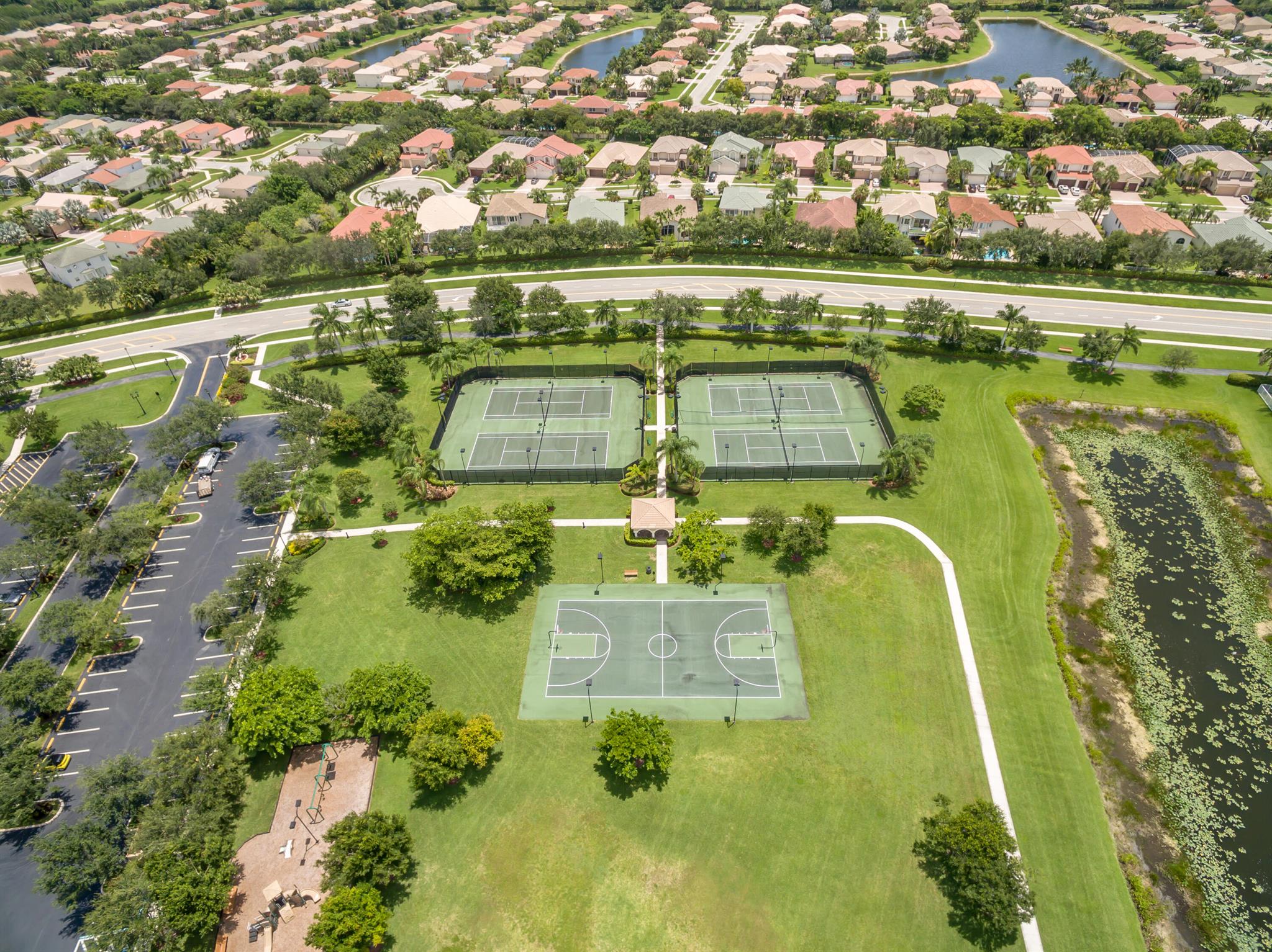 ISLES AT WELLINGTON 2 - Residential Lease