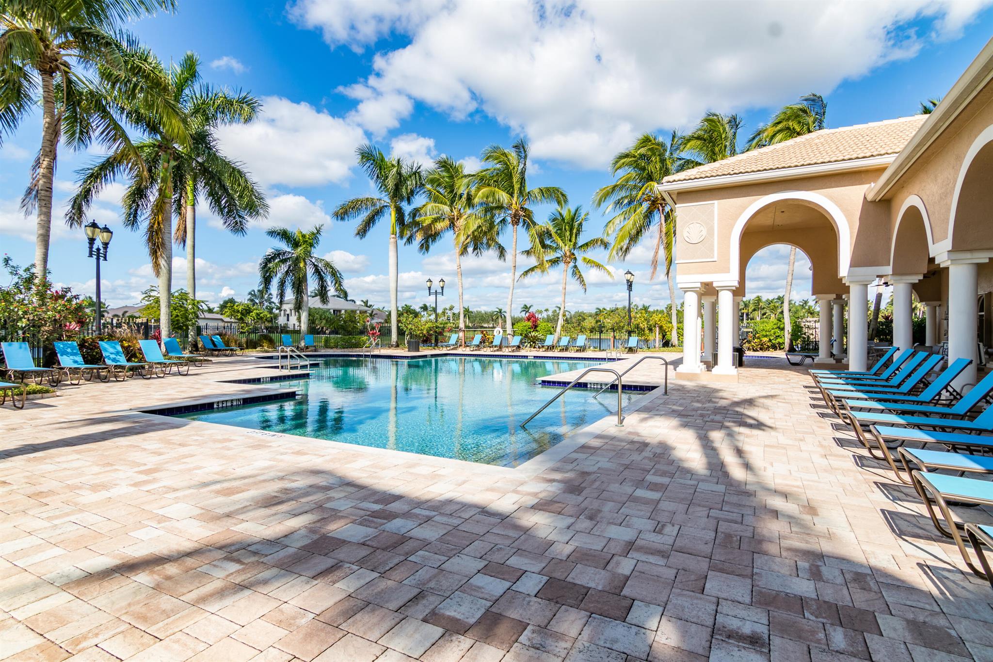 ISLES AT WELLINGTON 2 - Residential Lease