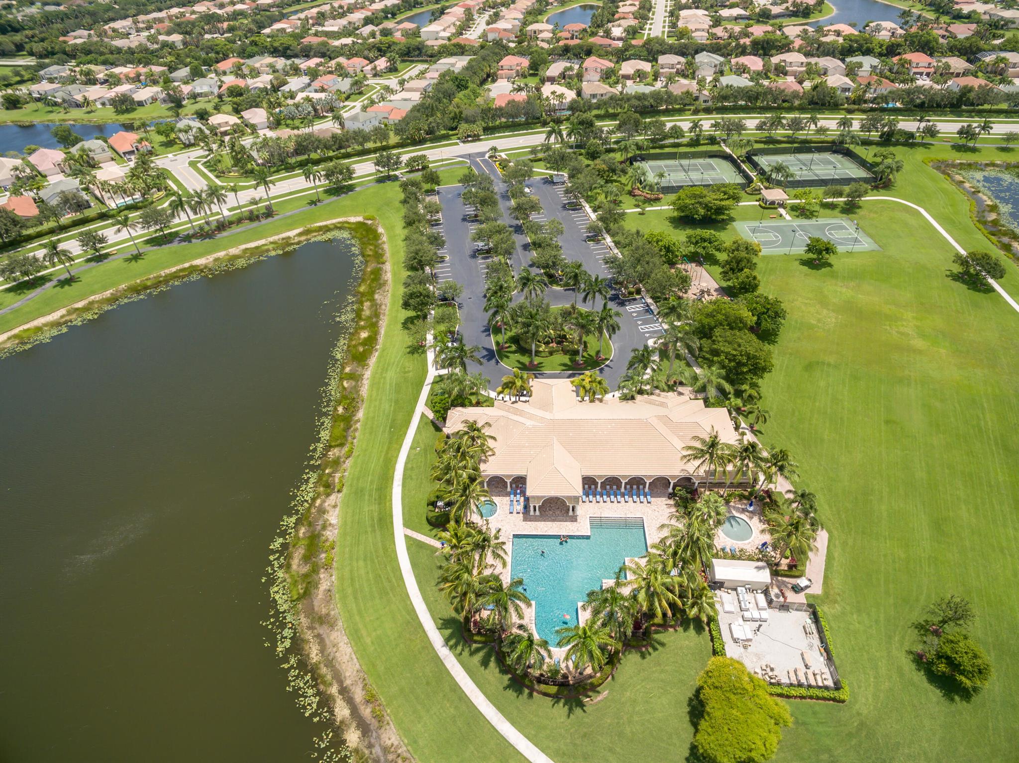 ISLES AT WELLINGTON 2 - Residential Lease