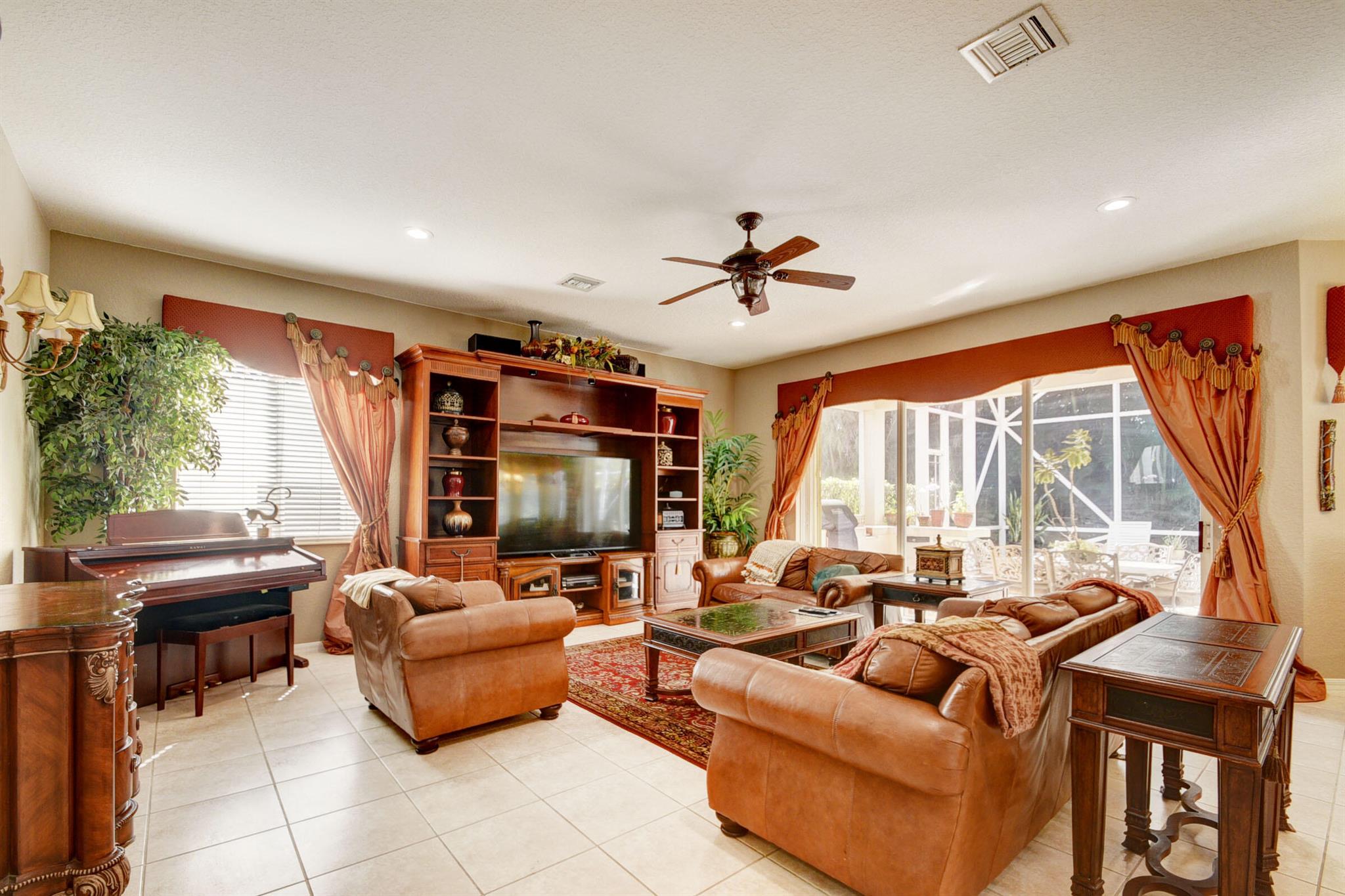 ISLES AT WELLINGTON 2 - Residential Lease