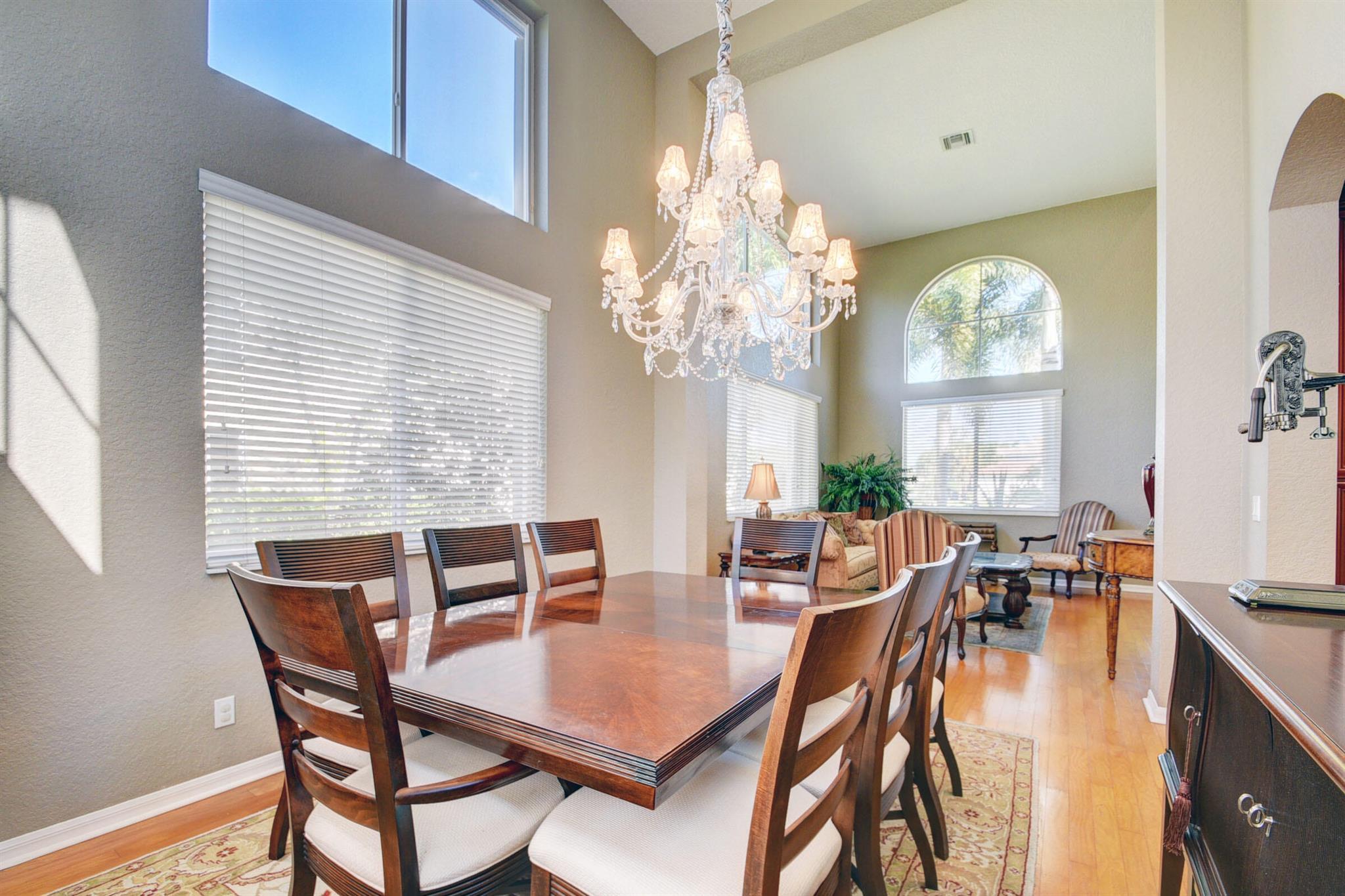 ISLES AT WELLINGTON 2 - Residential Lease