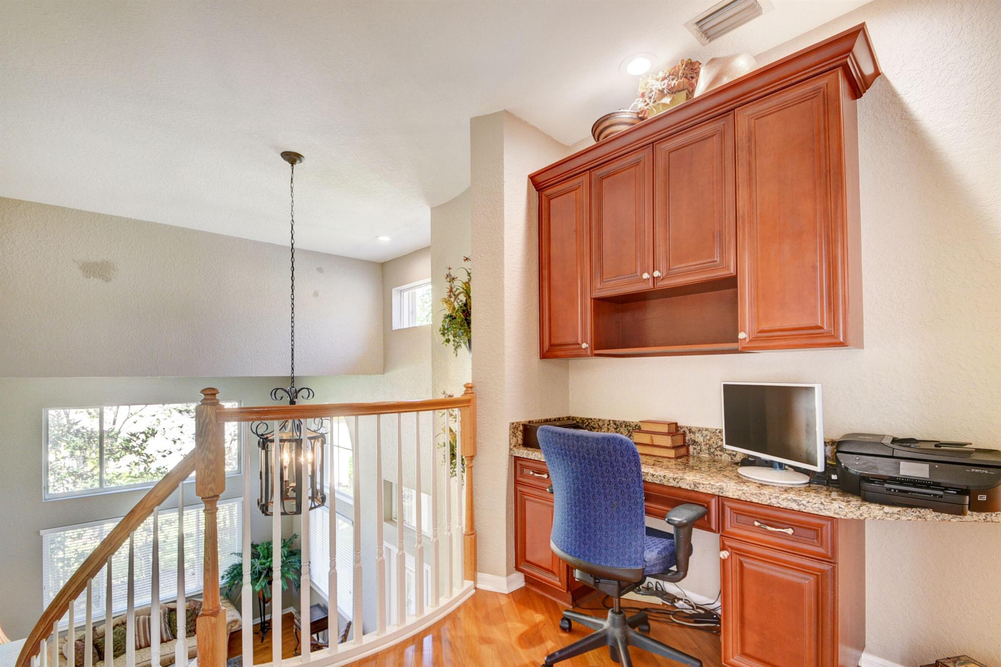 ISLES AT WELLINGTON 2 - Residential Lease