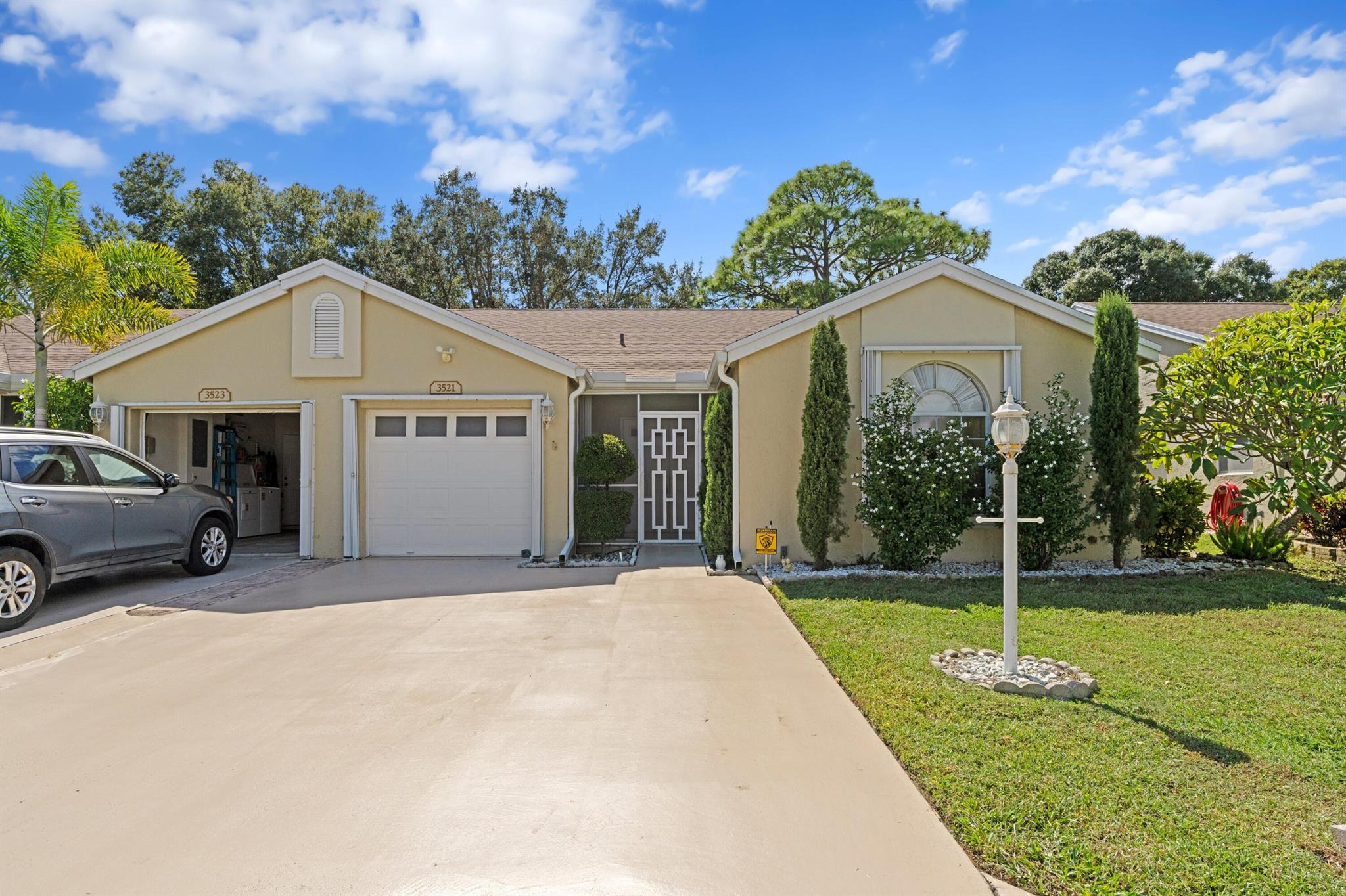 VILLAGES OF WOODLAKE 4 - Residential