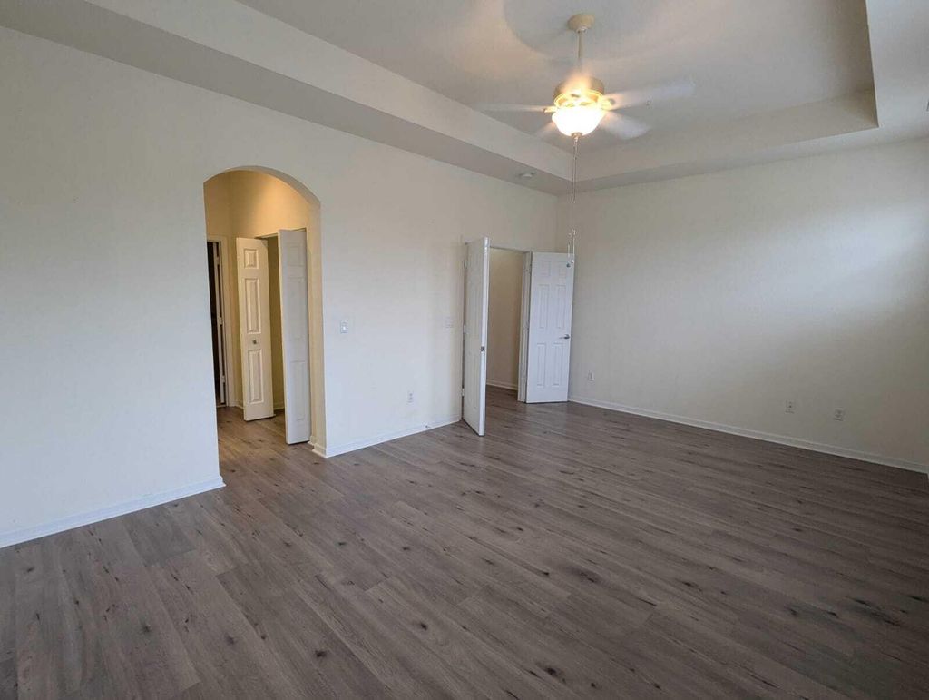 Photo of 221 Greenwich Circle #208, Jupiter, FL 33458 (MLS # R11008983)