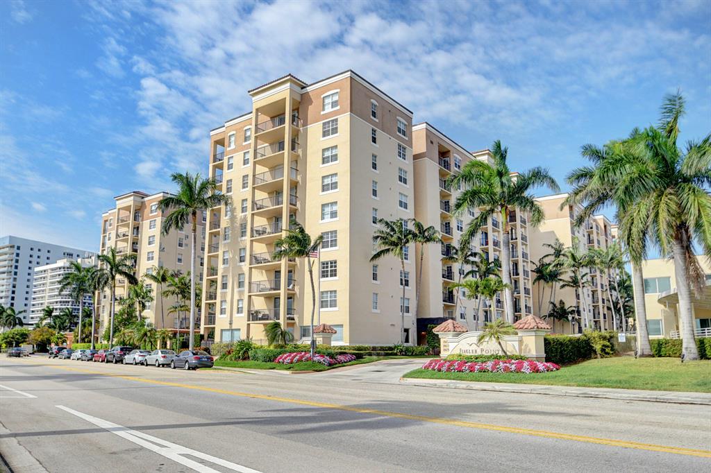 BEAUTIFUL AND UNIQUE 2 BEDROOM, 2.5 BATH CONDO WITH 1433 SQ FT. IN LUXURIOUS INTRACOASTAL COMMUNITY OF FLAGLER POINTE. This condo boasts wood floors in the living areas. Freshly painted throughout the condo. Kitchen has granite countertops, stainless steel appliances & beautiful wood cabinets. Carpet in the bedrooms, Jacuzzi tub in master bath. 2 separate balconies overlooking tropical foliage. Parking space in conveniently located next to the garage door on the 3rd floor. Flagler Pointe has superb amenities that include 24 hour concierge, resort style pool, spa, fitness center, billiards, on site manager, gated entry. Premier location close to downtown West Palm Beach, Clematis street, Kravis, Cityplace, restaurants and shopping.