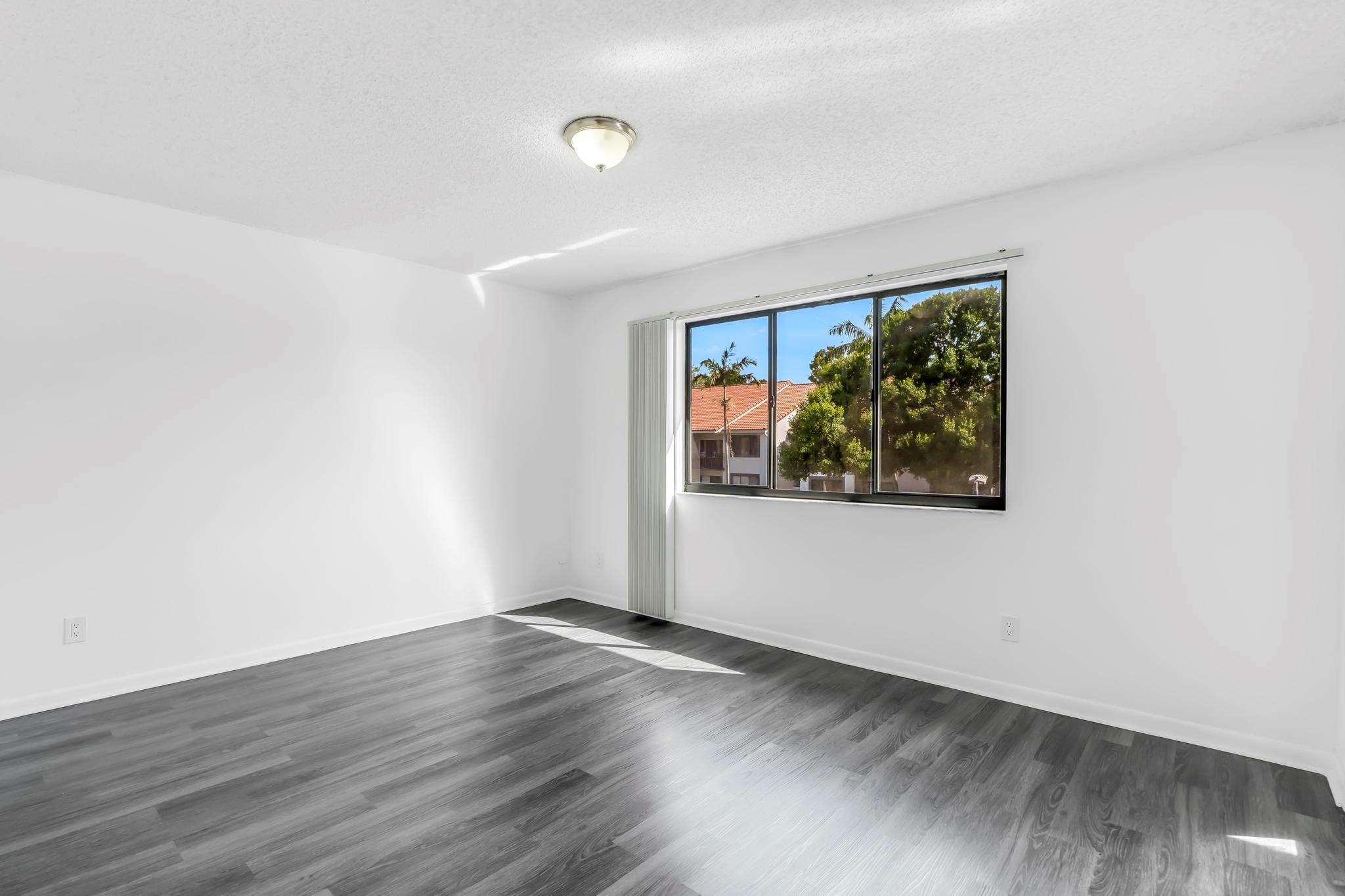 Visconti Condo - Residential Lease