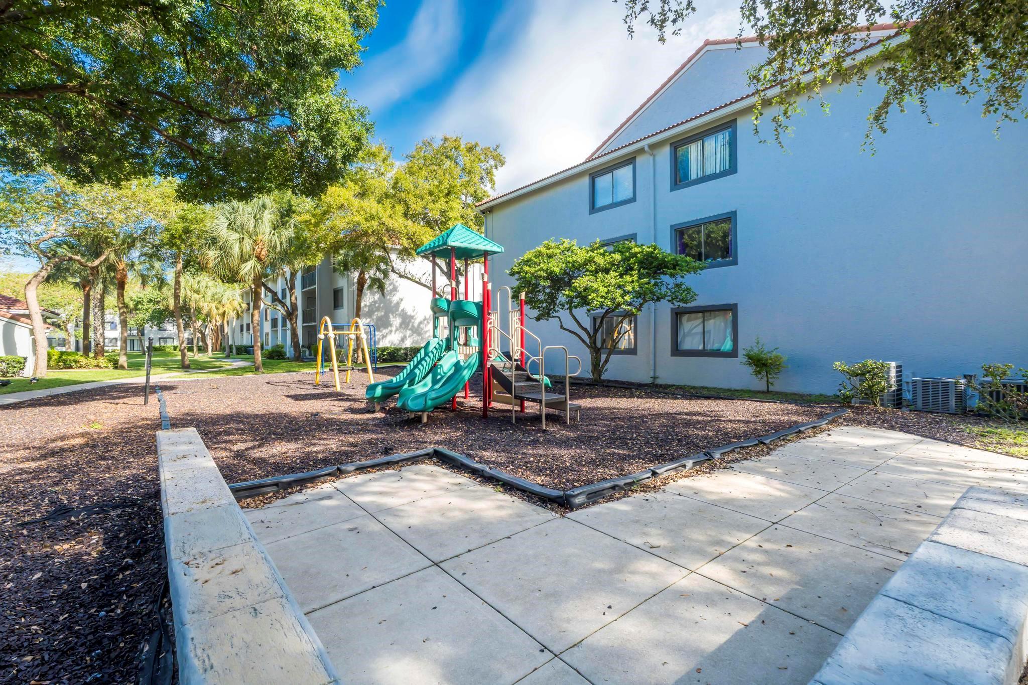 Visconti Condo - Residential Lease