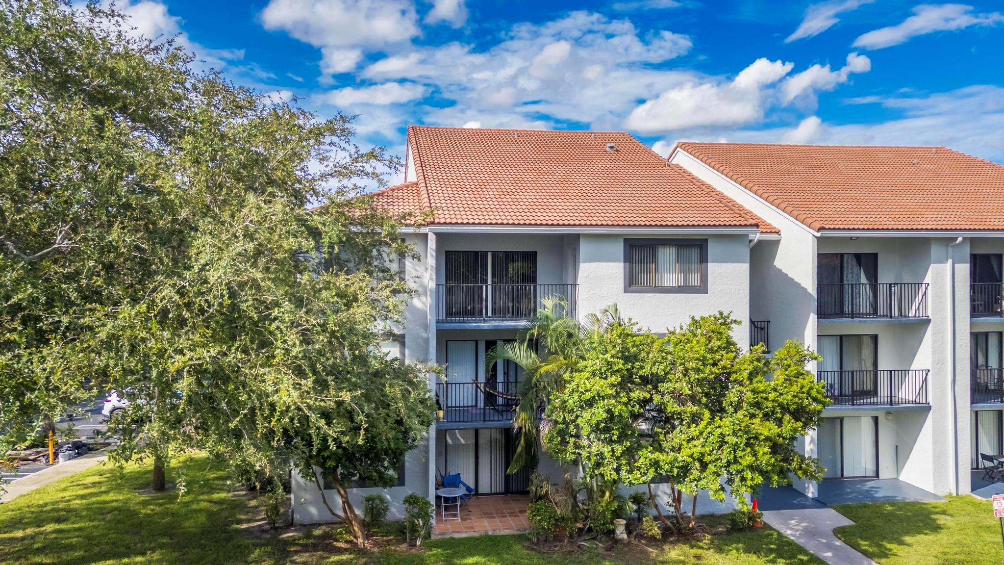 Visconti Condo - Residential Lease