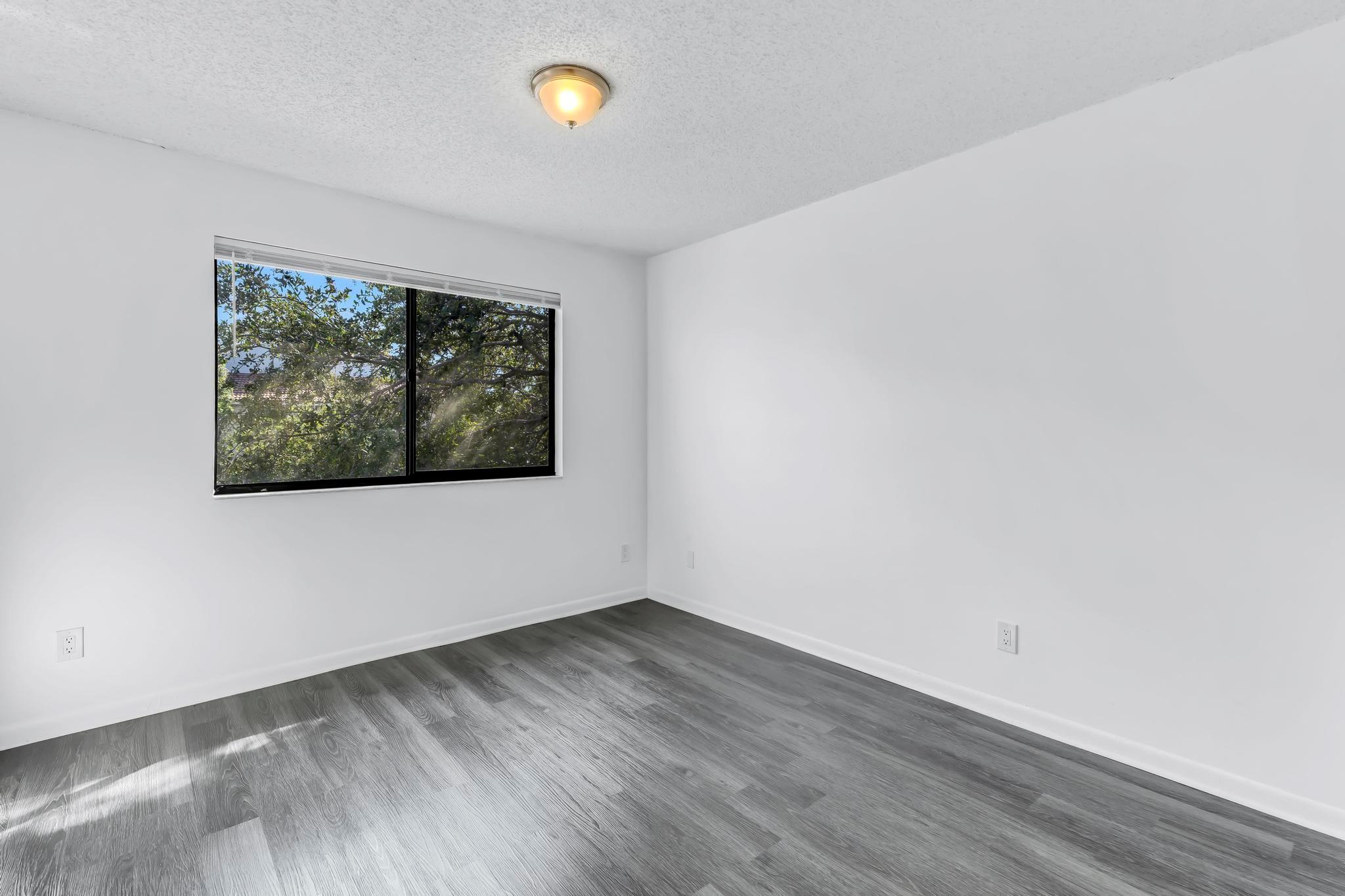 Visconti Condo - Residential Lease