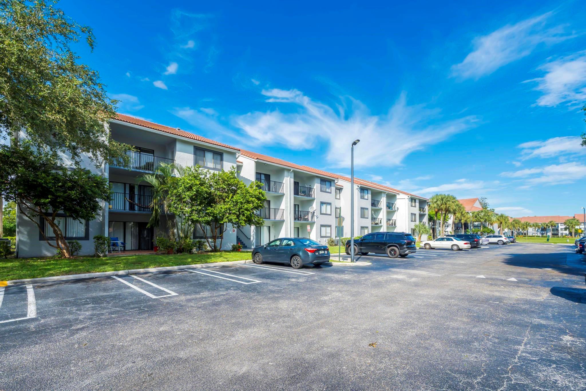 Visconti Condo - Residential Lease