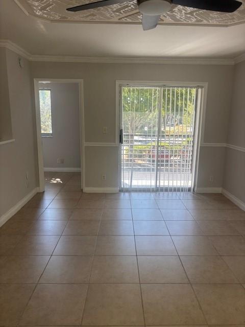 701 Gardens Dr 205