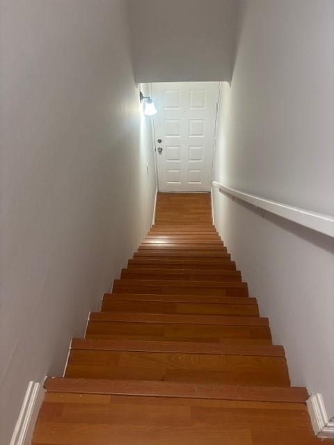 701 Gardens Dr 205
