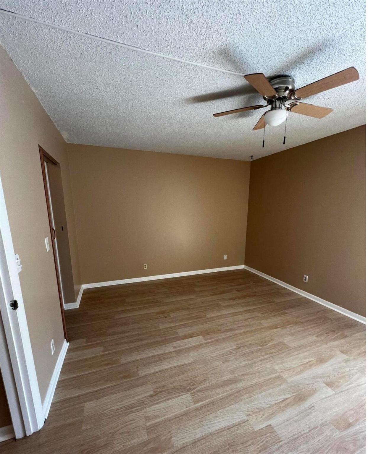 SPANISH OAKS - Residential Lease