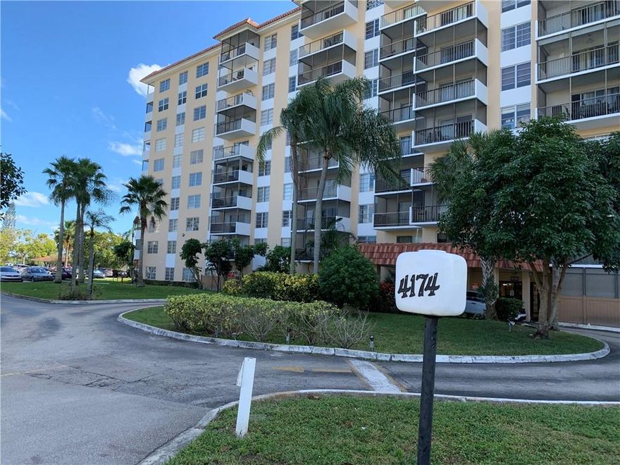 Fall in love with this 1 Bedroom 1 and a half Bath apartment in the Manors of Inverrary. Updated kitchen, Private porch, Large room with walk in closet, Washer and Dryer inside, Updated bathroom, Assigned parking with plenty of guest spots available. Multiple pools, Basketball, Tennis courts and more!!!! Easy to show schedule your showing today.