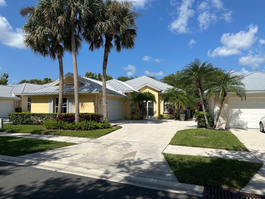 Photo of 2883 SW Brighton Way, Palm City, FL 34990 (MLS # R11010936)