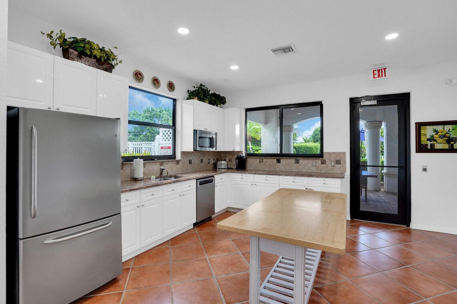 SHORES AT BOCA RATON PH 1 - Residential Lease