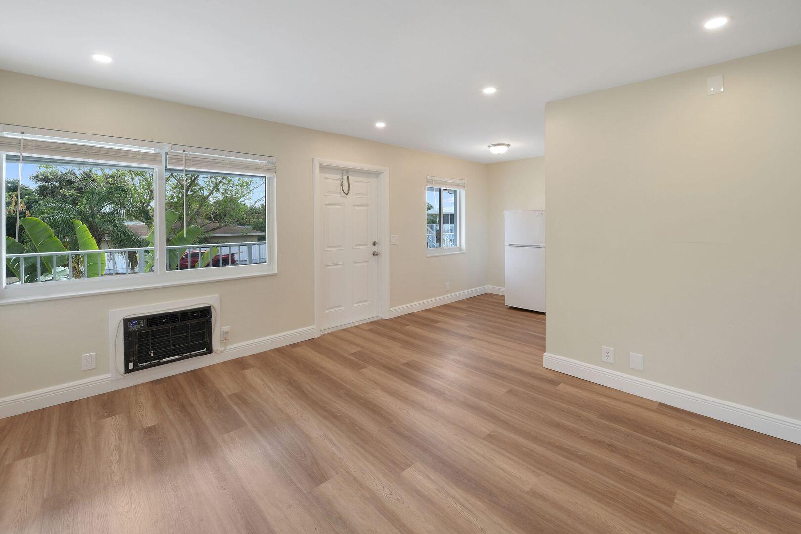 Town of Lake Worth - Residential Lease