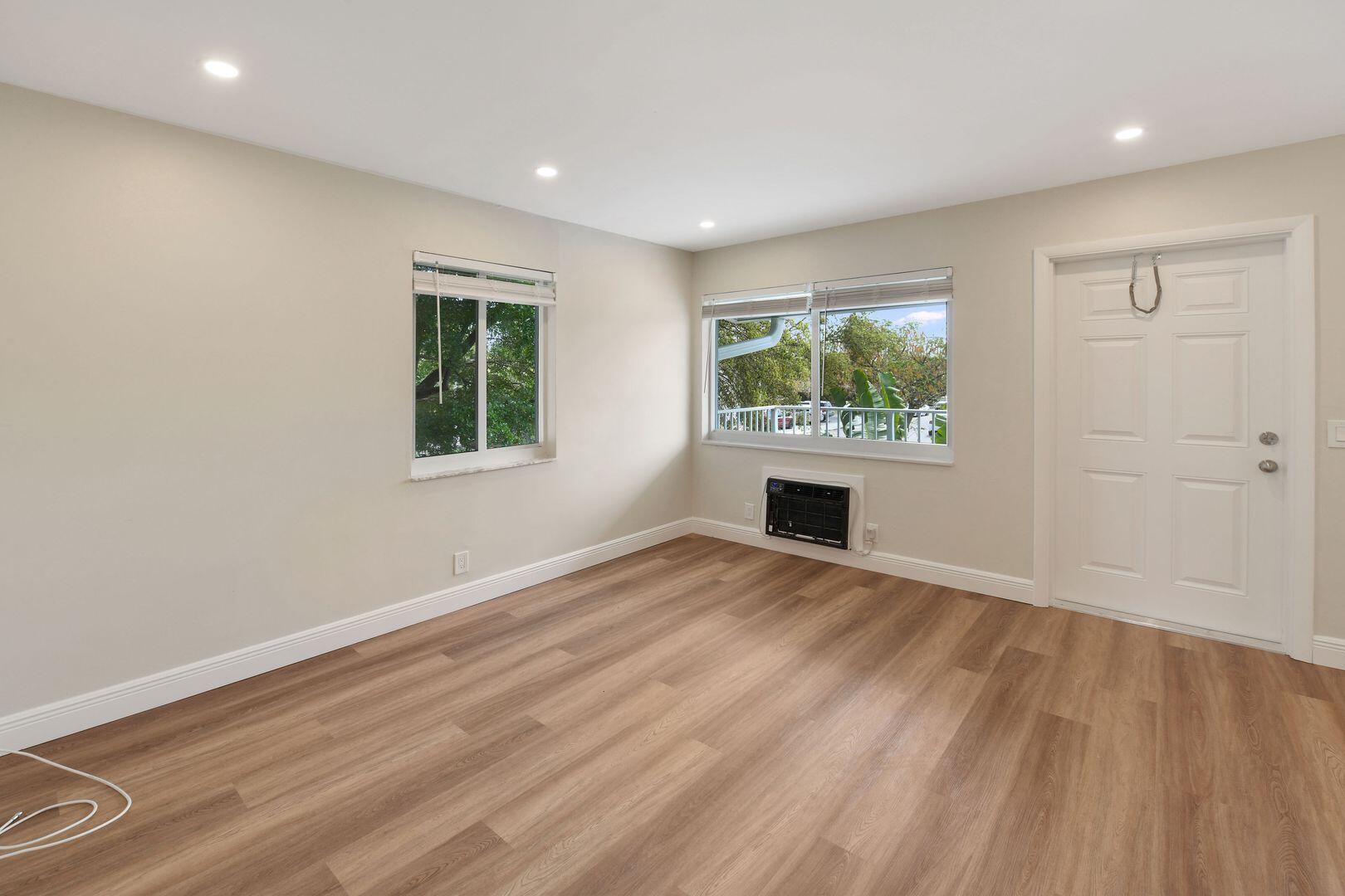 Town of Lake Worth - Residential Lease