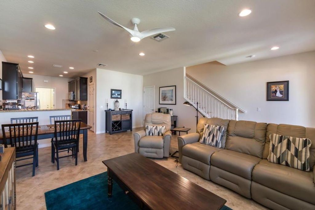 Photo of 1112 Turnbridge Drive, Jupiter, FL 33458 (MLS # R11131194)