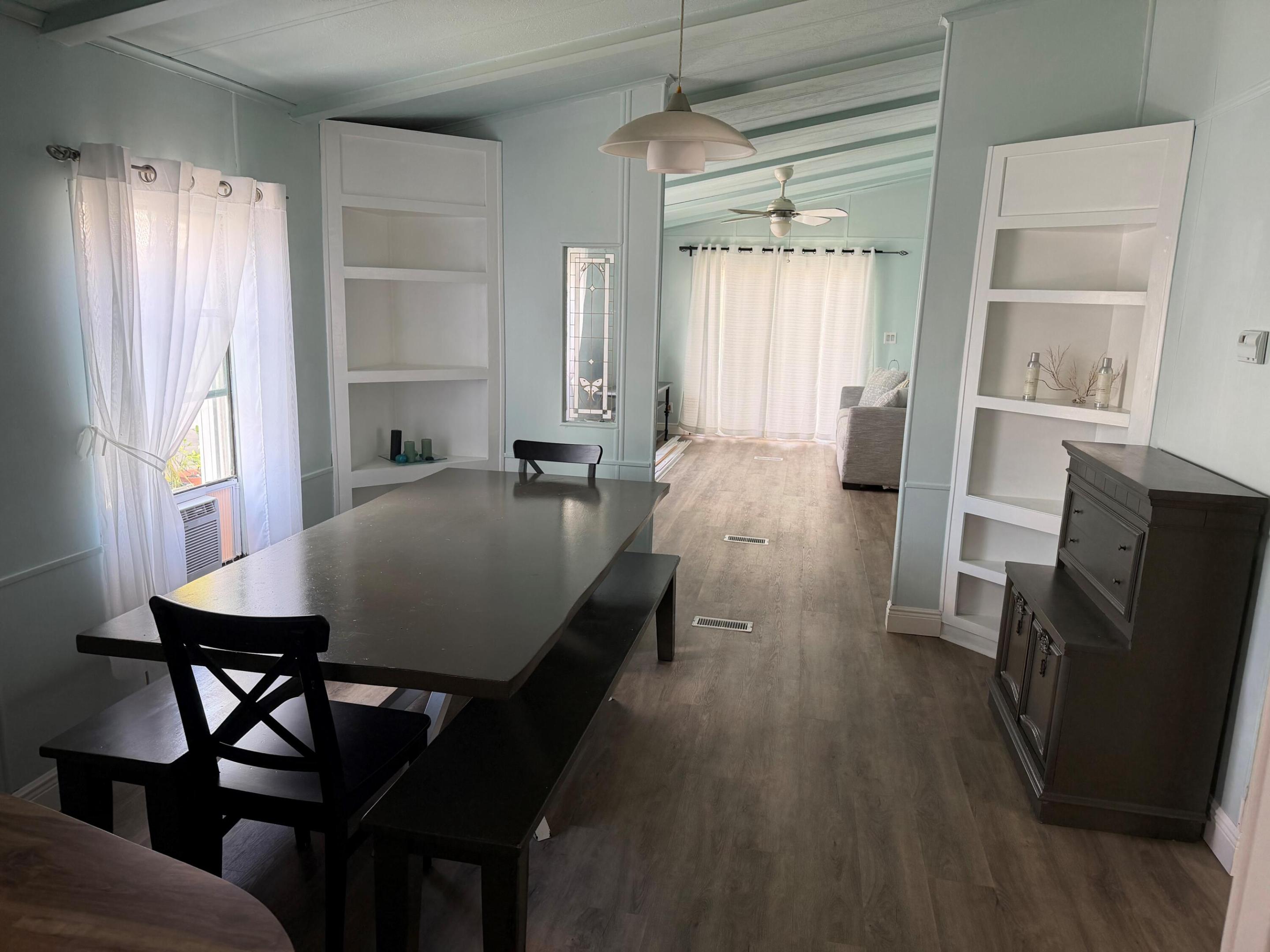 RAVENSWOOD NORTH - Residential