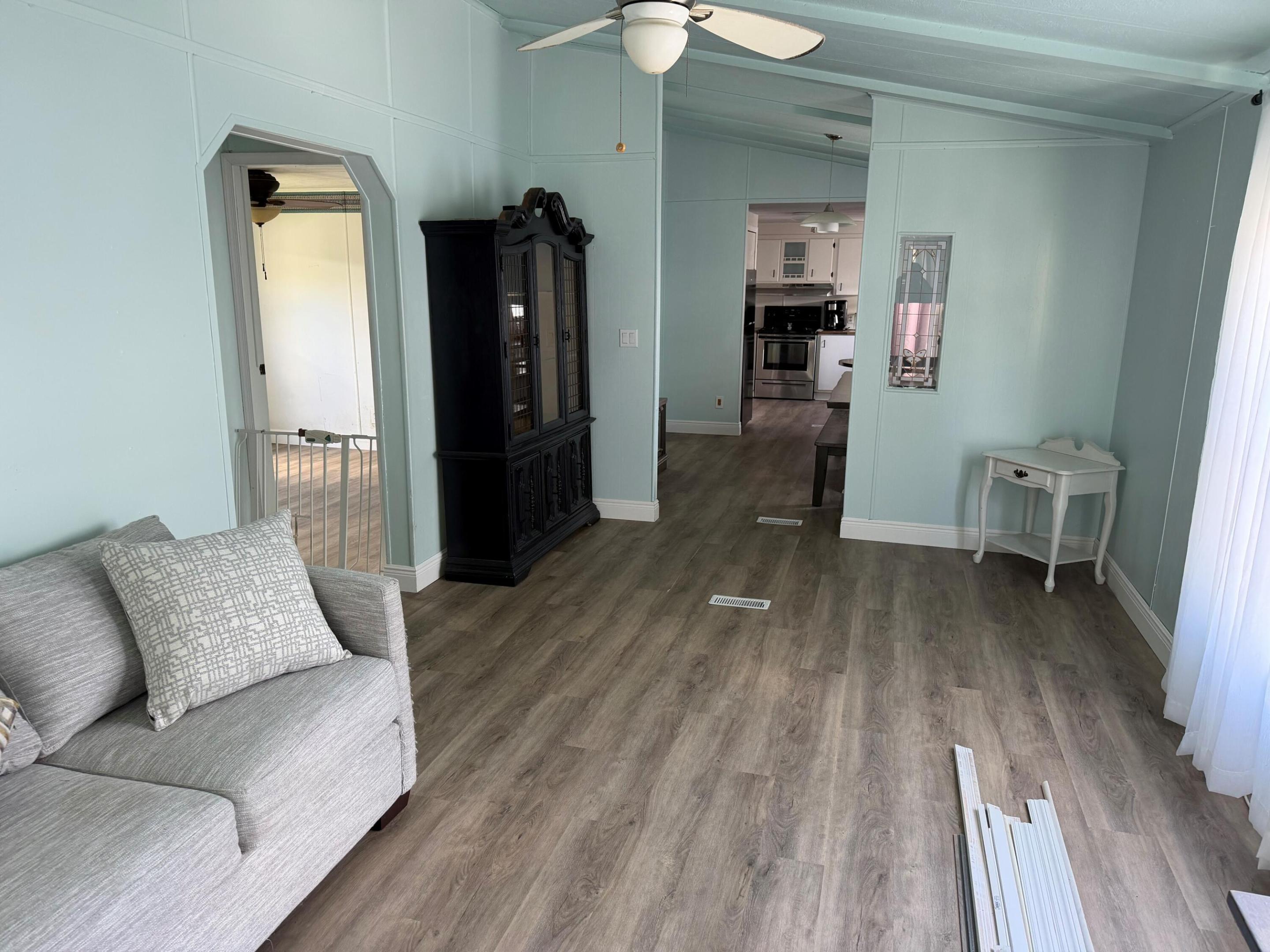 RAVENSWOOD NORTH - Residential