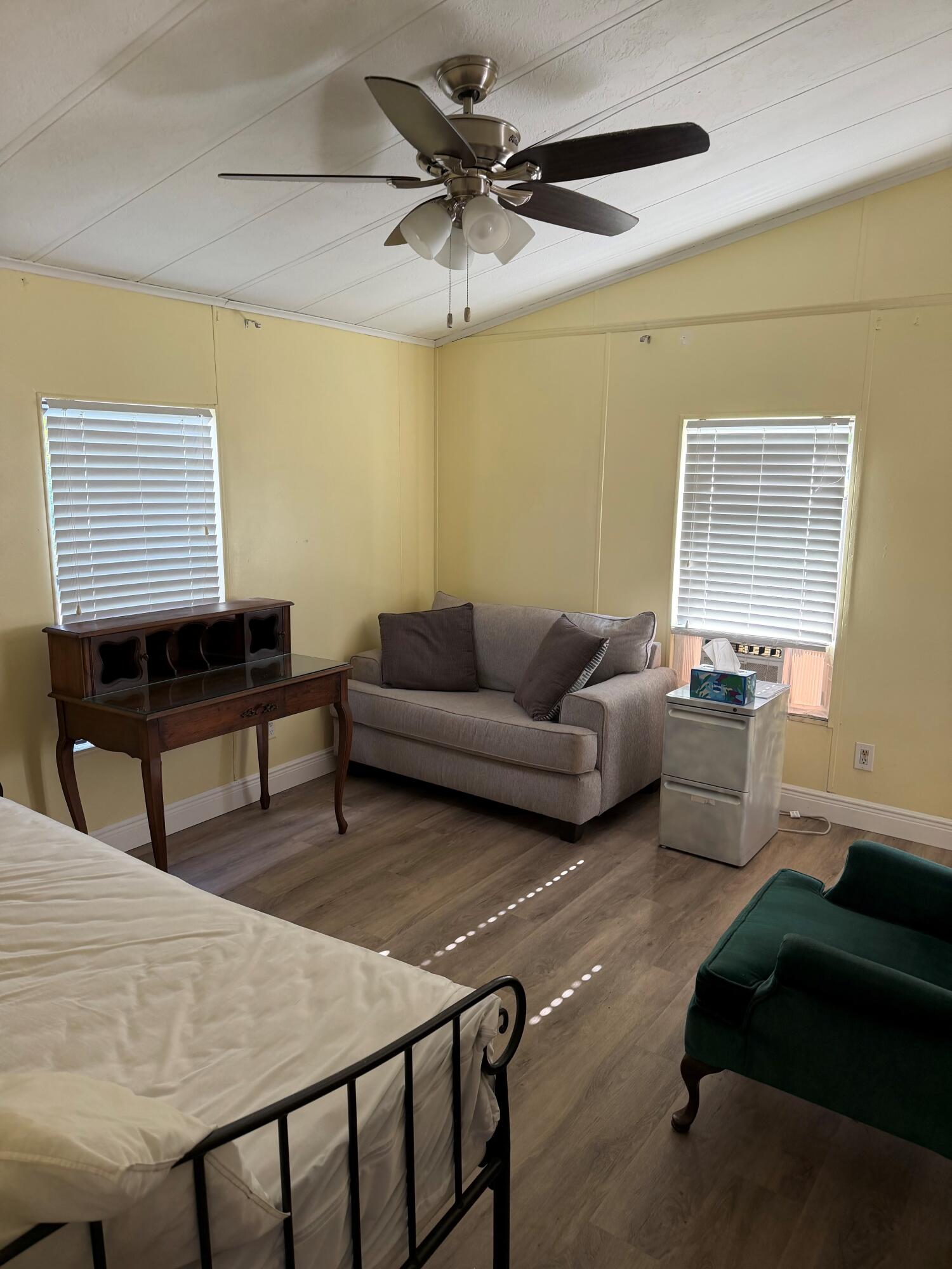 RAVENSWOOD NORTH - Residential