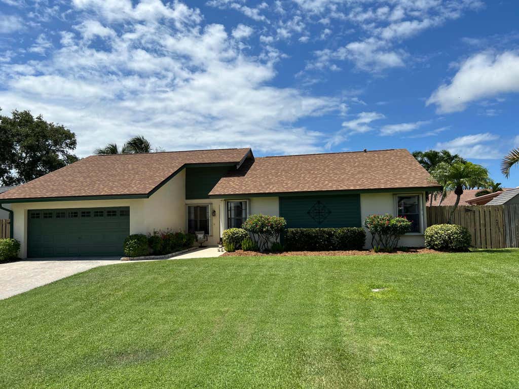 Photo of 4097 Catalpha Avenue, Palm Beach Gardens, FL 33410 (MLS # R11002056)
