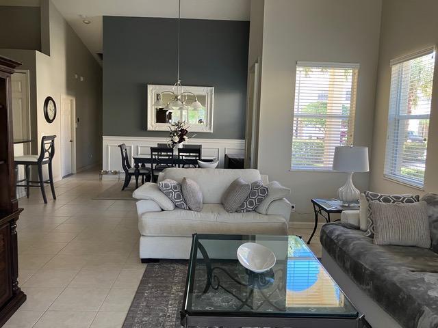 CASTLE PINES - Residential