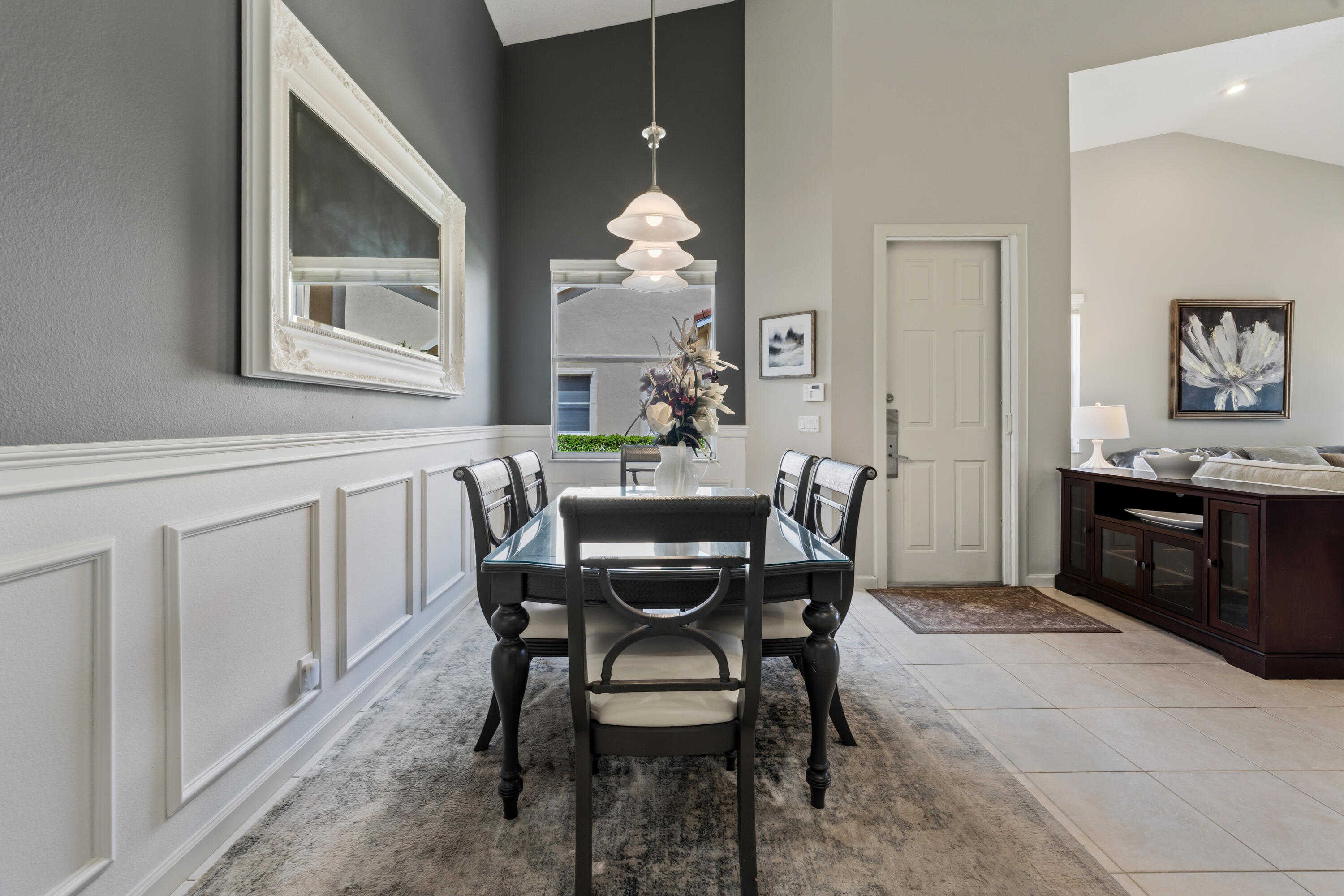 CASTLE PINES - Residential