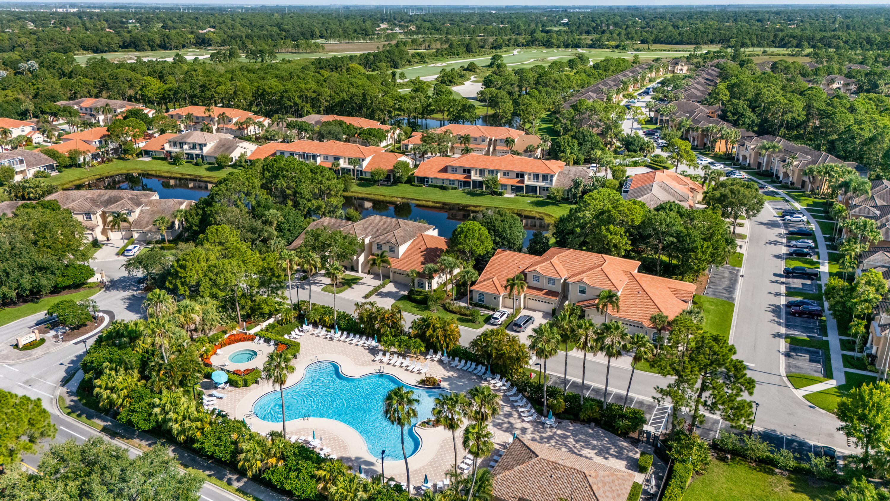 CASTLE PINES - Residential