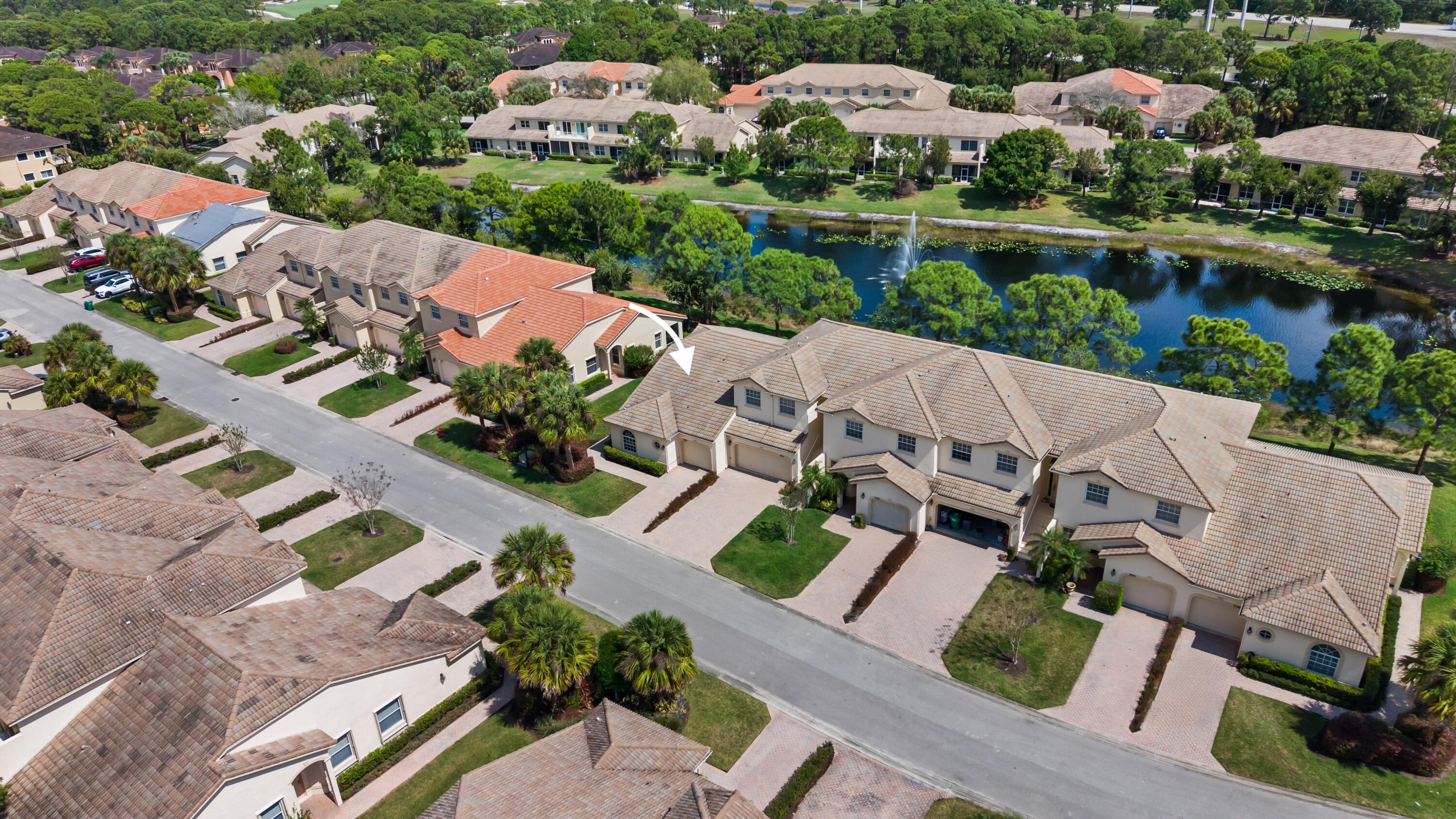 CASTLE PINES - Residential