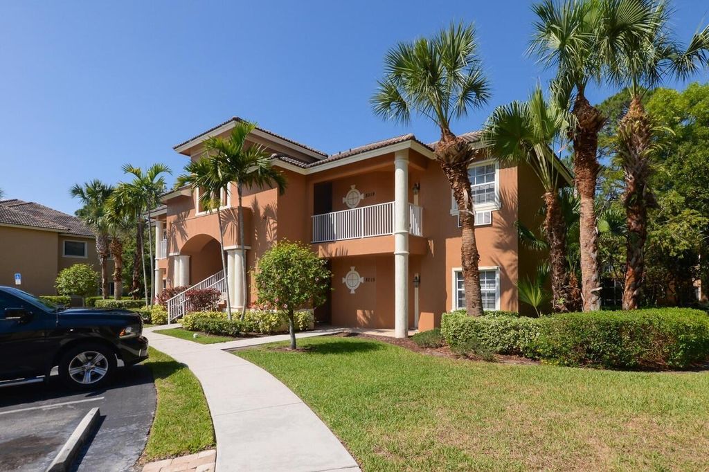 Photo of 8021 Carnoustie Place #4121, Port Saint Lucie, FL 34986 (MLS # R11103650)