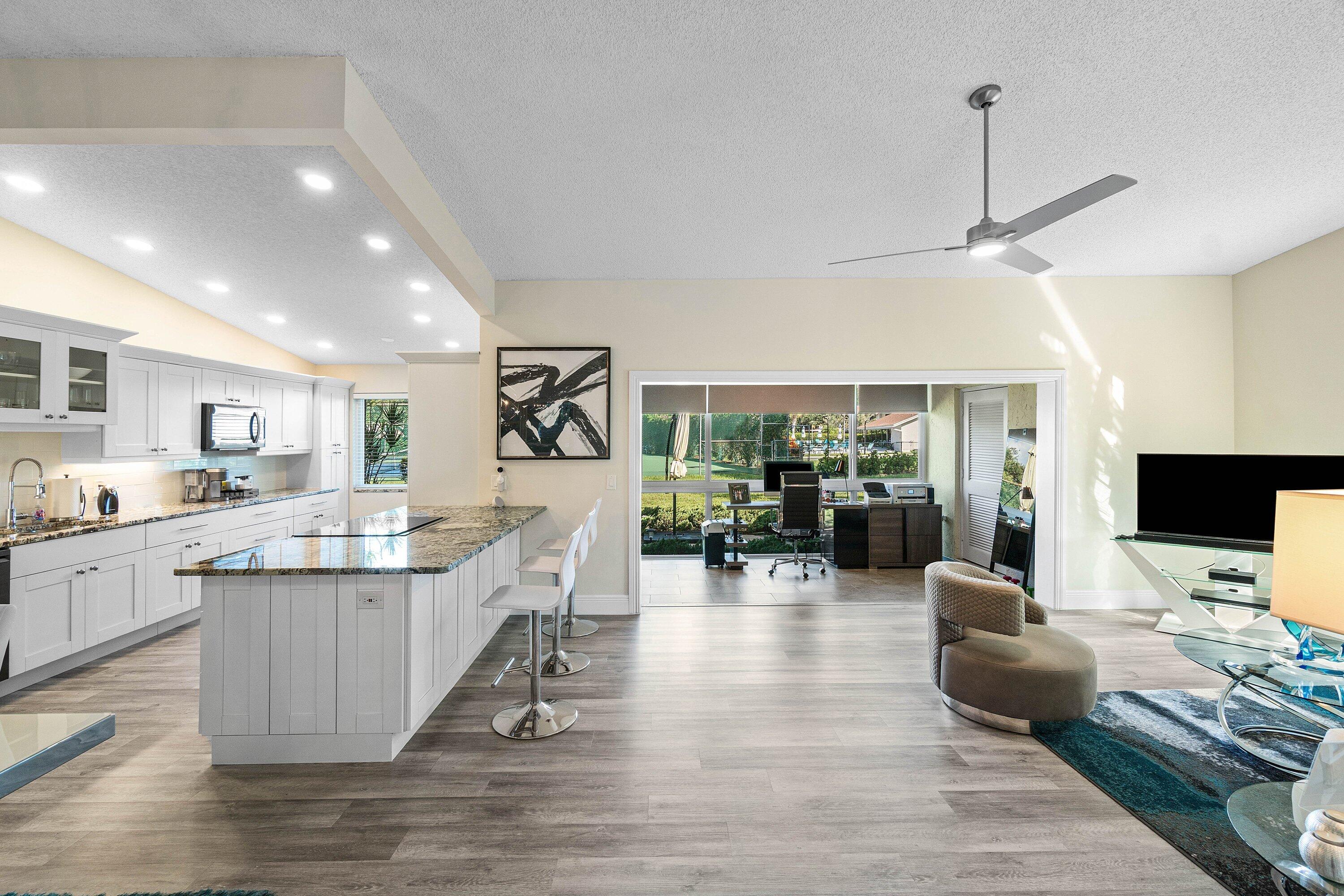 732 Lago Road
