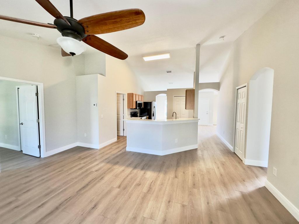 Photo of 1908 SE Mantua Street, Port Saint Lucie, FL 34952 (MLS # R10957960)