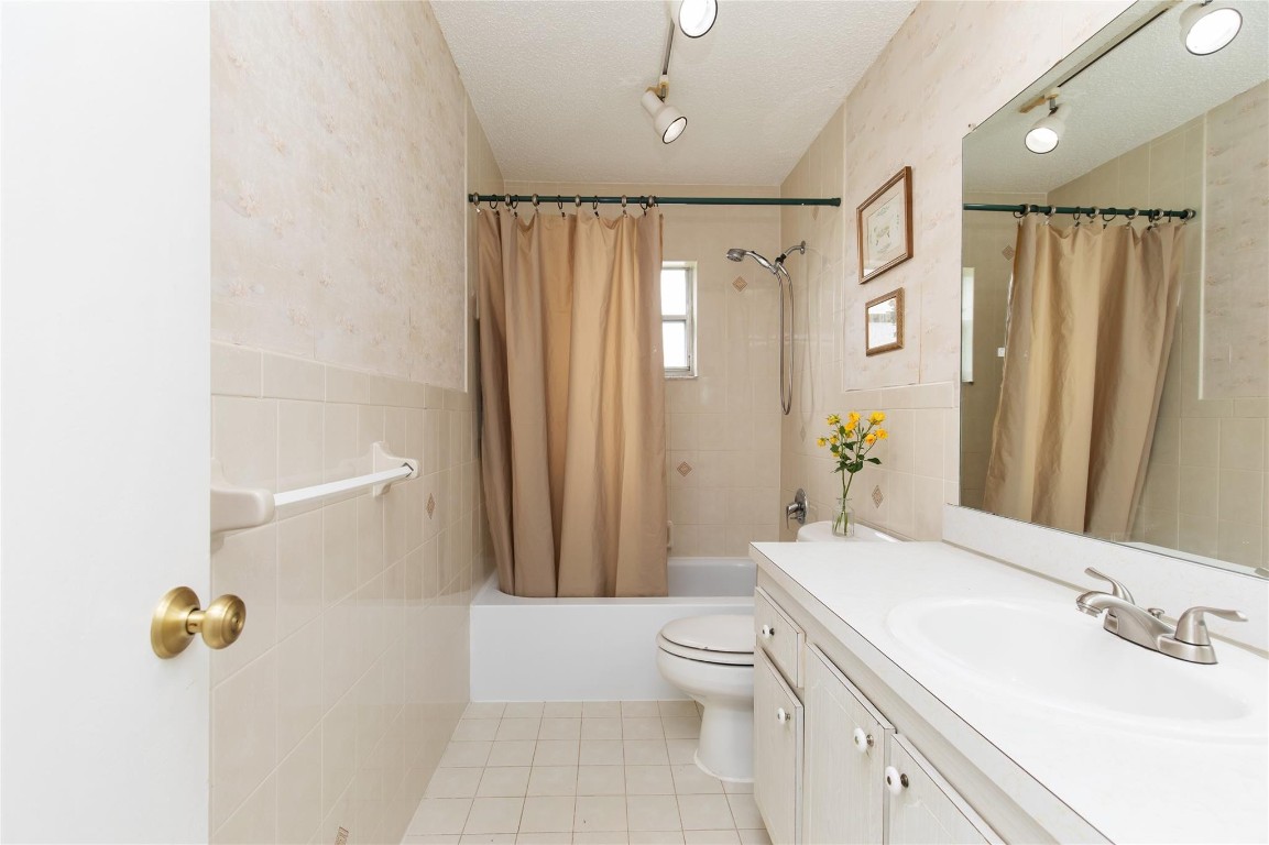 Lauderdale West - Residential