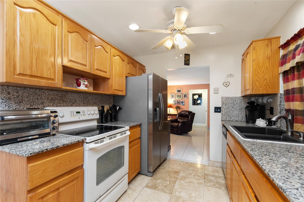 Lauderdale West - Residential